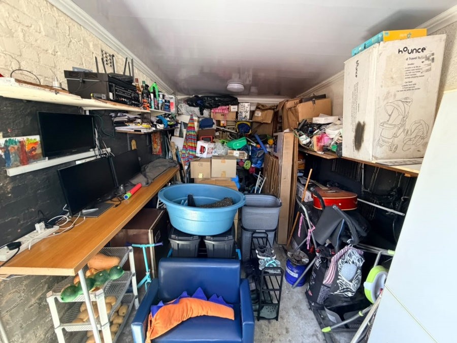 To Let 2 Bedroom Property for Rent in St Michaels Western Cape